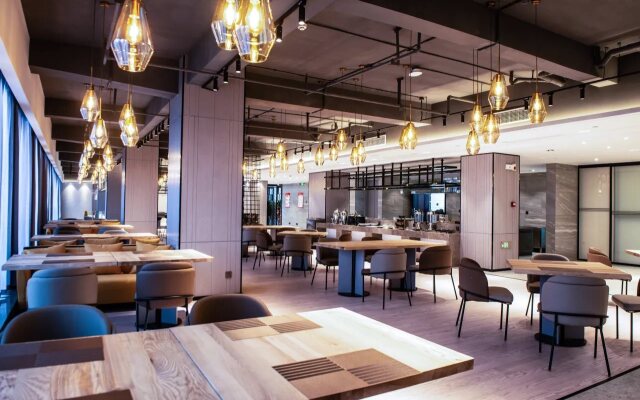 Shaoxing Keqiao Town Wanda Plaza Kaiyuan Life Hotel