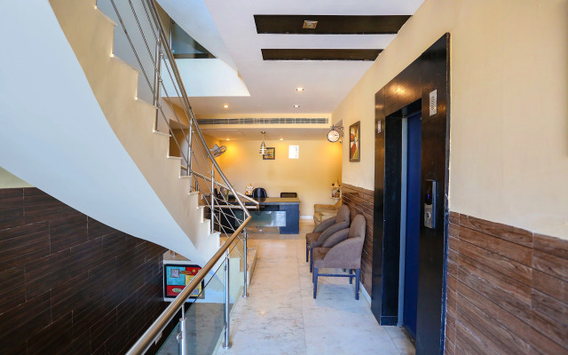 Capital O 605 Hotel Camria