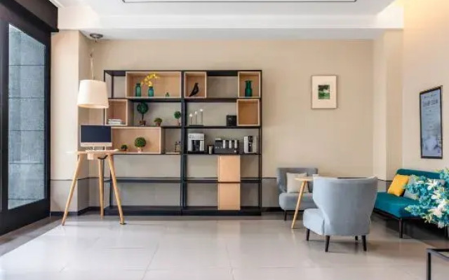 Homeinn Selected Hotel (Jinzhai County Government Wanrun Building)