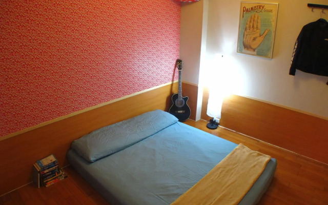 JV's Hostel