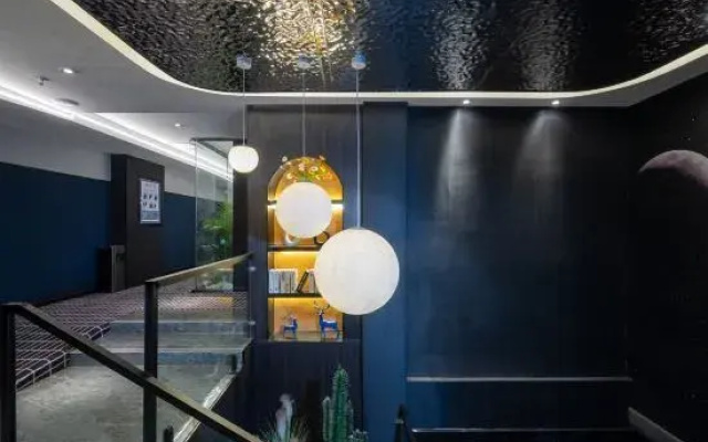 Yichen Hotel