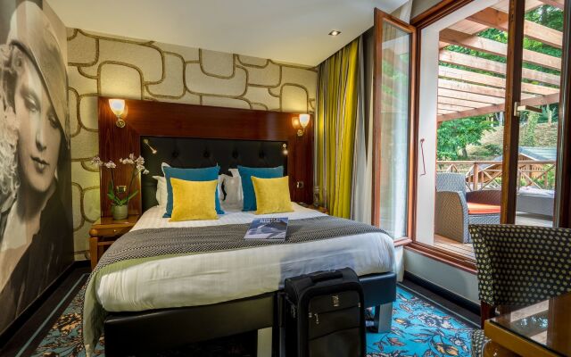 Les Tresoms Lake and Spa Resort