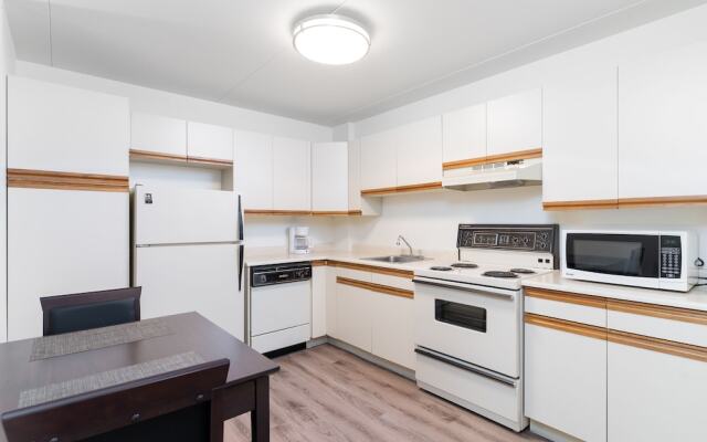 Fort Garry Place Furnished Suites
