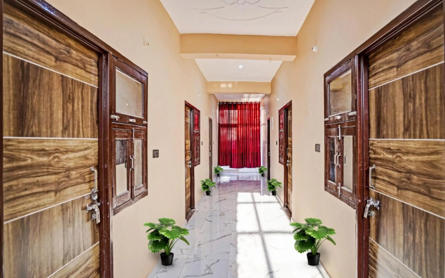 OYO Flagship 70395 Hotel Sunrise