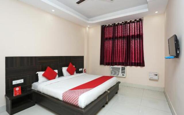 Oyo 2974 Hotel Aastha Palace