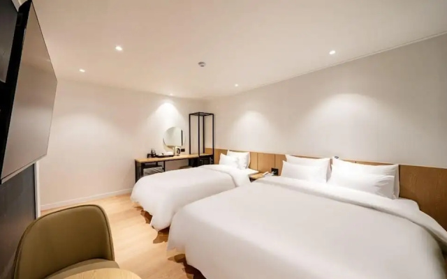 Hound Hotel Gumi indong