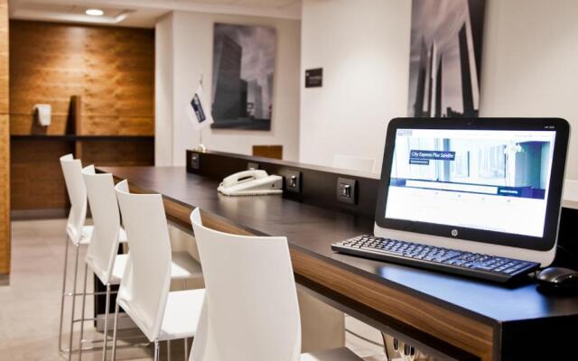 Holiday Inn Express Mexico City Satelite