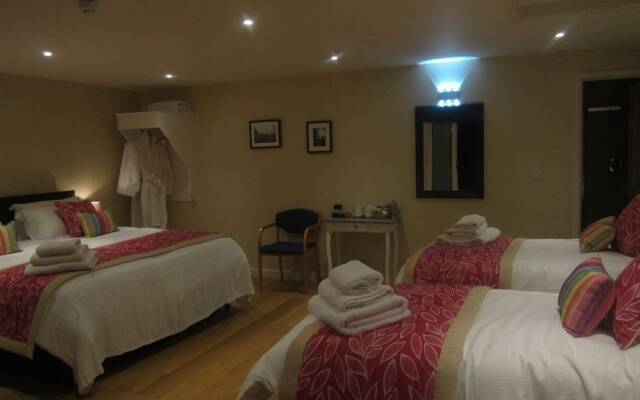 The Green Dragon - Inn