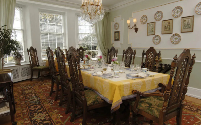 Villa Marco Polo Bed and Breakfast Inn