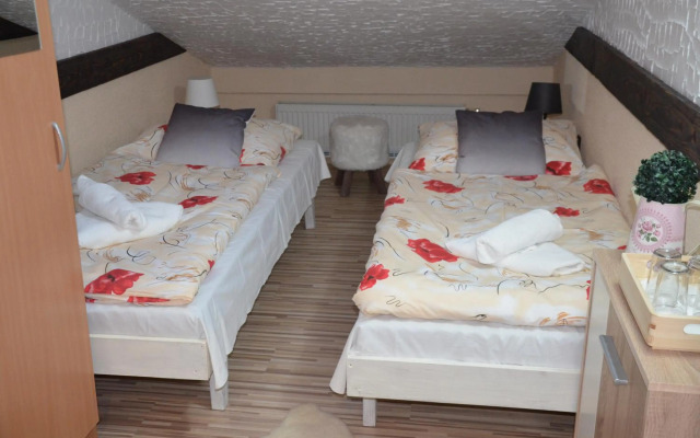 U Bažanta *** - Ubytovanie v súkromí (objekt)