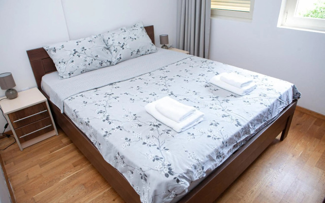 Apartments LORA Cetinjska18