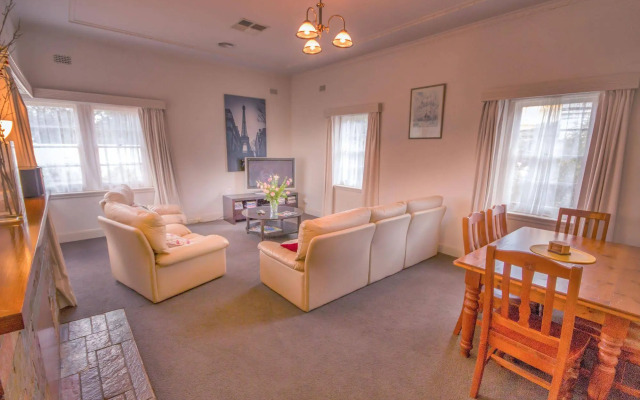 Benson House & Benson Lodge