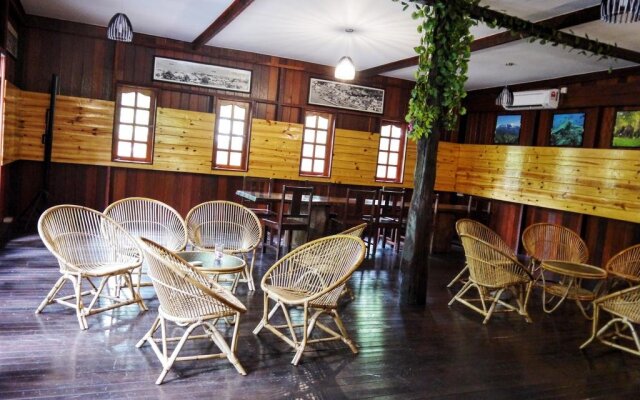 Bilit Rainforest Lodge