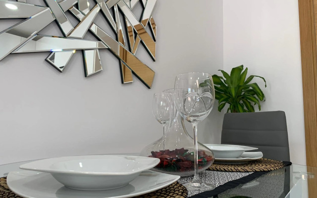 A Estrenar Preciosa Suite-Céntrico-Con Jardín y Porche