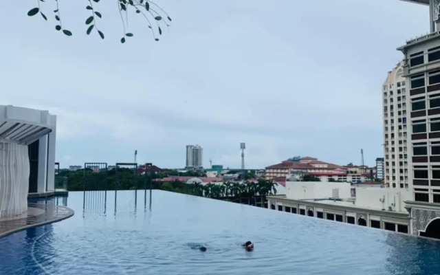 Triple D @ Troika Residence