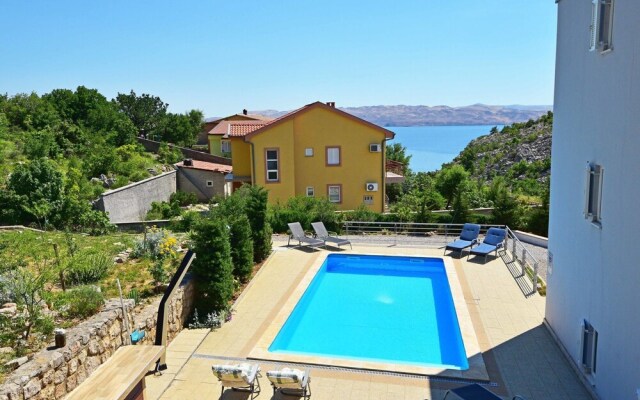 Sani Cesarica in Cesarica