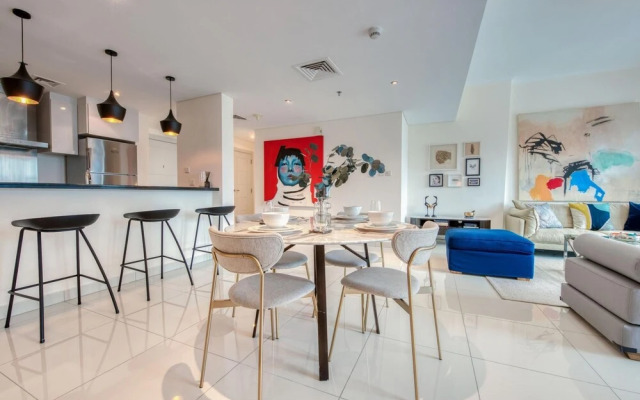 Maison Privee - Aesthetic Apt w/ Stunning Vw in Luxurious Building