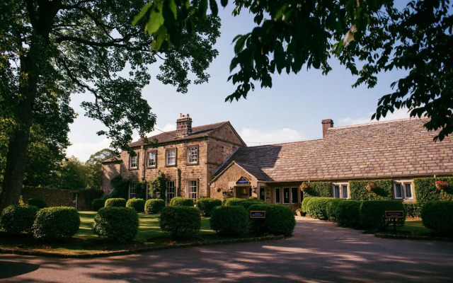 The Devonshire Arms Hotel