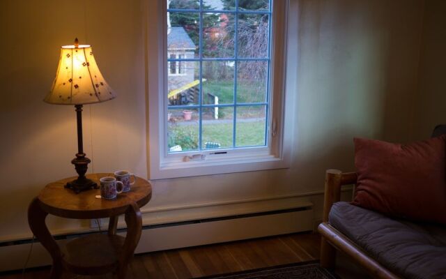 A Wildflower Inn Bed & Breakfast