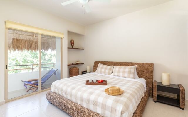 Secret Garden Oasis 3BR Penthouse