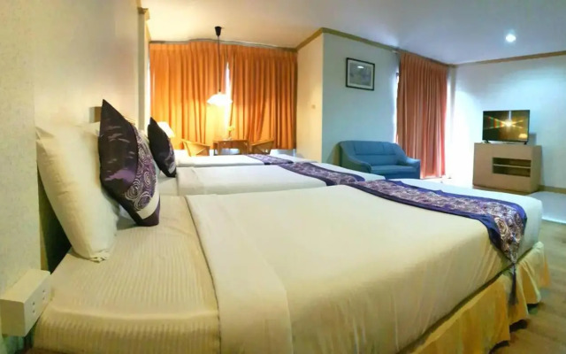 Takiab Beach Resort