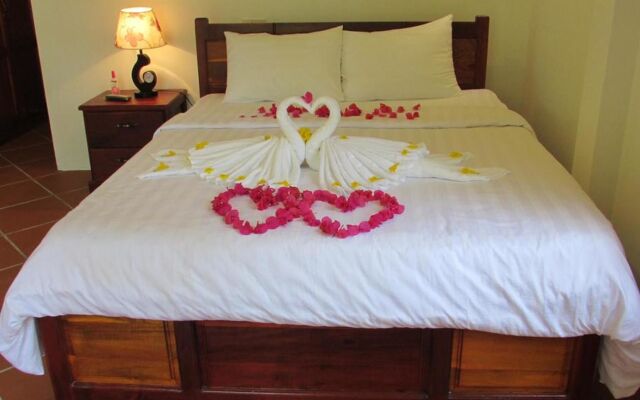 Orchard Fruit Farm Bungalow