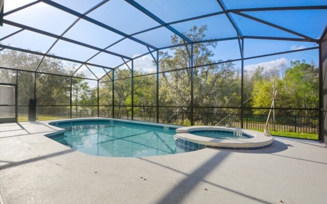 6 bedroom luxury home at Veranda Palms