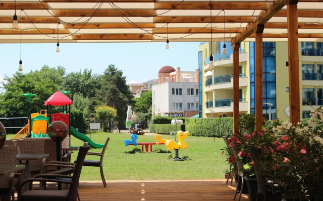 Aparthotel Marina Holiday Club & Spa