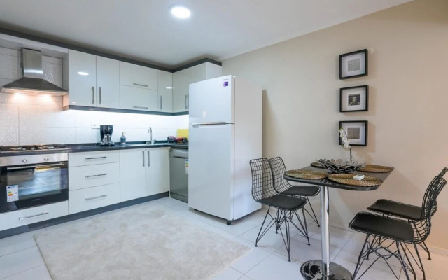 Missafir Excellent Flat Near Hadrian s Gate