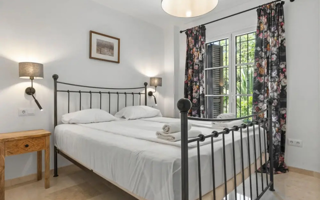 Classic Urban Flat in Malaga City Center - Mal05