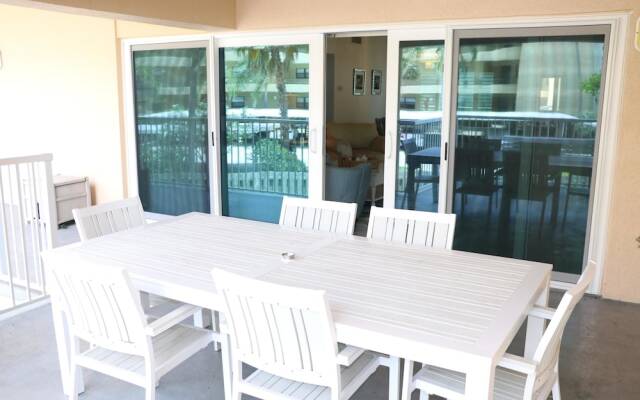 Jamaica Royale T22 - 2 Br Condo