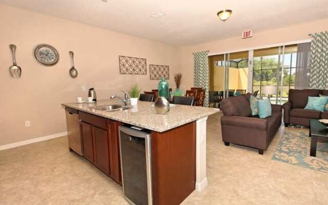 Townhome with Pool at Solterra