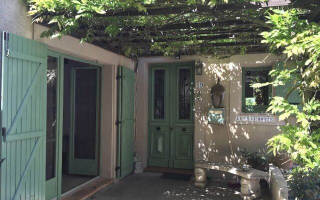 Guesthouse Le Chat Botté