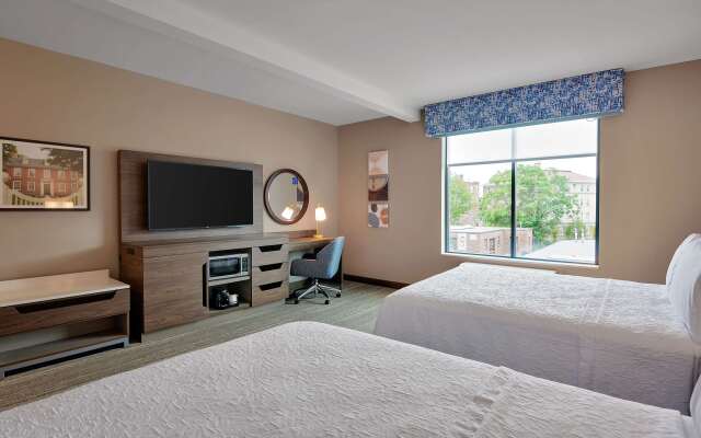 Hampton Inn Salem Boston