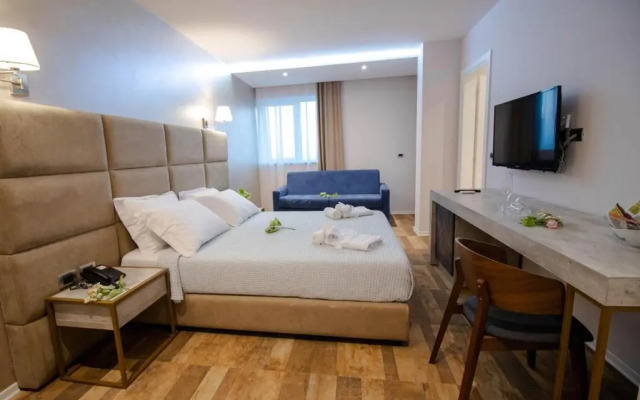 Blue Marine Beach Hotel