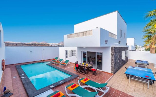 Villa Mar Lanzarote by Villa Plus