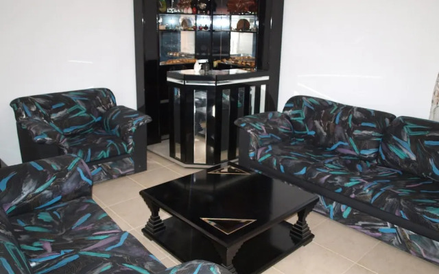 Nikolaou Apartments Upper Floor