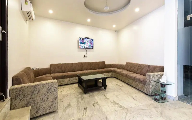 Kelvish Hotel