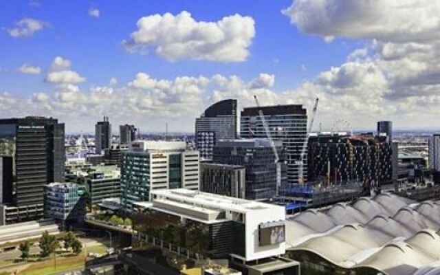 Melbourne Holiday Apartments at Northbank – Downie Street