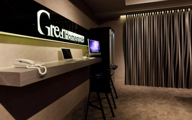 Green Hotel