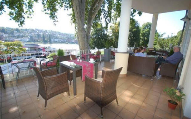 Kleiner Riesen Hotel