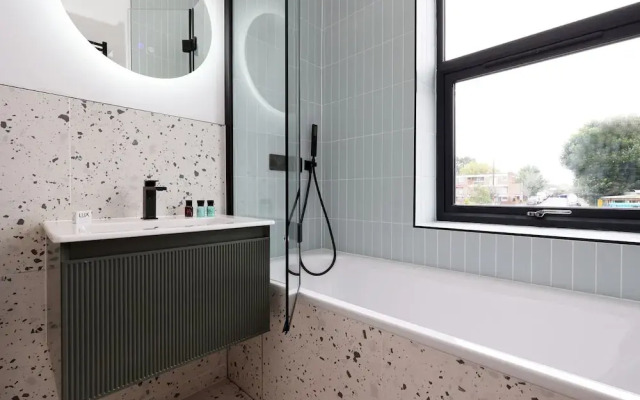 7min Central Bristol - Sleeps 7 - Free Parking
