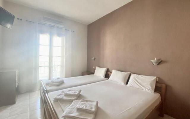 Aloni Rooms
