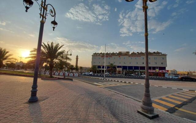 Qasr Alshamal Hotel
