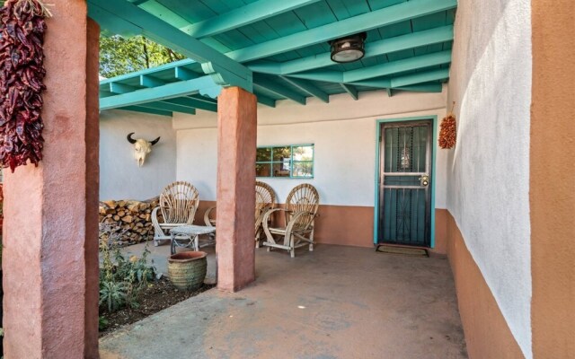 Amor - Historic Adobe in the Heart of The Railyard and Downtown Santa Fe, Hot Tub