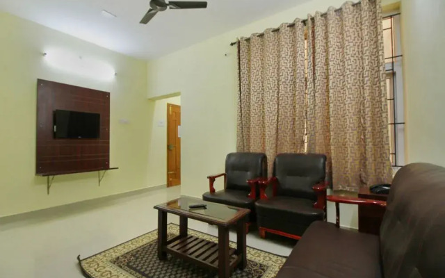 OYO 10792 Vishwa Heights