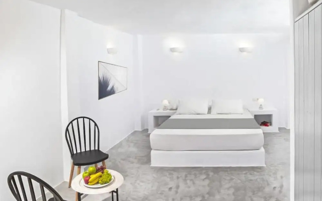 Lava Suites and Lounge