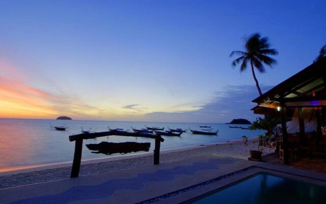 Lipe Power Beach Resort