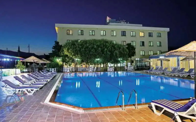 Adramis Termal Hotel