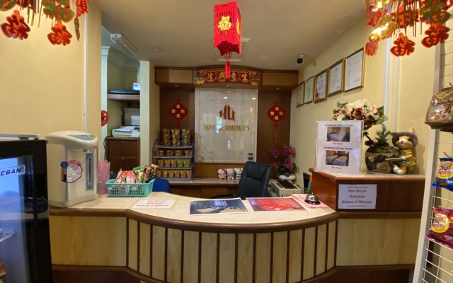 OYO 89958 Hotel Umimas